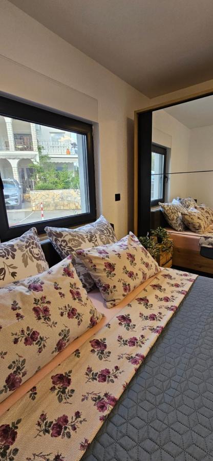 Betty Apartments Borik - Whole Ground Floor Rovinj Exterior foto